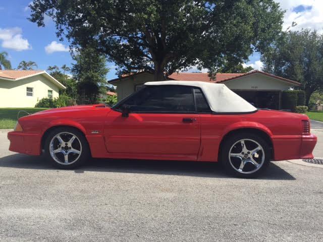 1989 Ford Mustang GT - photo 4