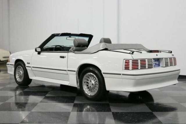 1989 Ford Mustang GT - photo 10