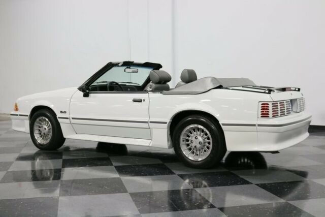 1989 Ford Mustang GT - photo 9