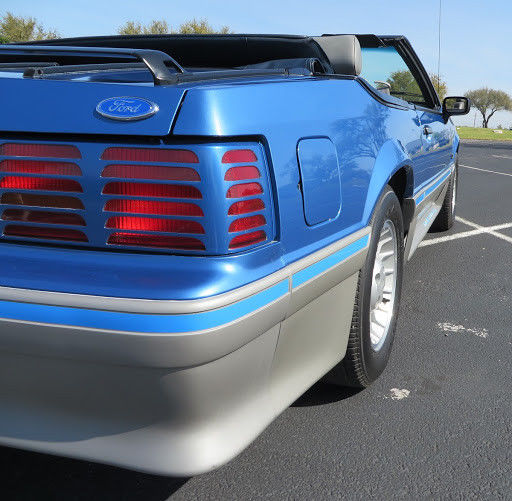 1989 Ford Mustang GT Convertible - photo 6