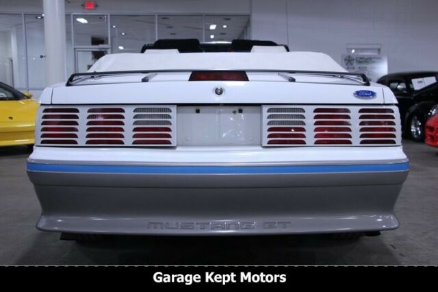 1989 Ford Mustang GT Convertible - photo 12