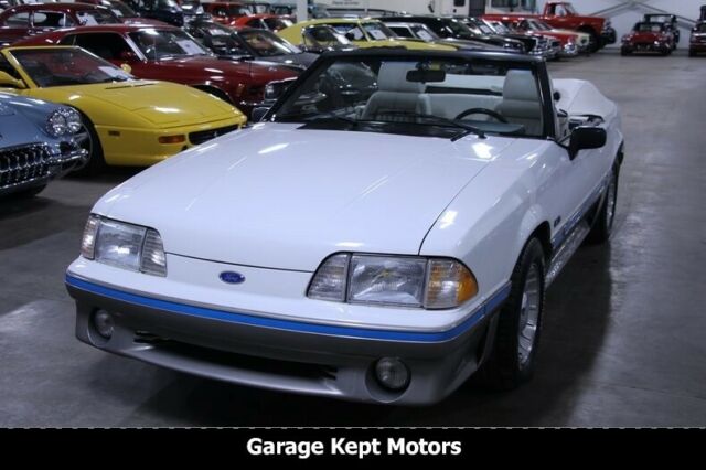 1989 Ford Mustang GT Convertible - photo 4