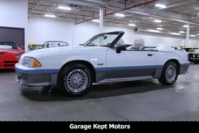 1989 Ford Mustang GT Convertible - photo 6