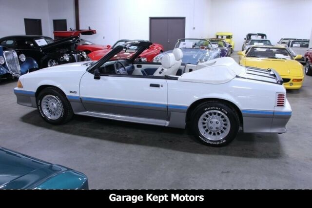 1989 Ford Mustang GT Convertible - photo 8