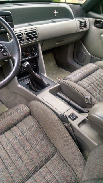 1989 Ford Mustang 2 door with hatch - photo 6