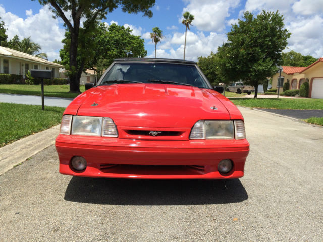 1989 Ford Mustang GT - photo 2
