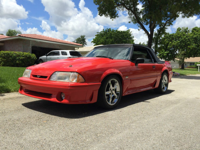 1989 Ford Mustang GT - photo 3