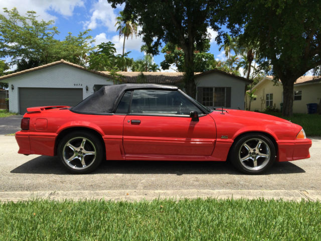 1989 Ford Mustang GT - photo 4