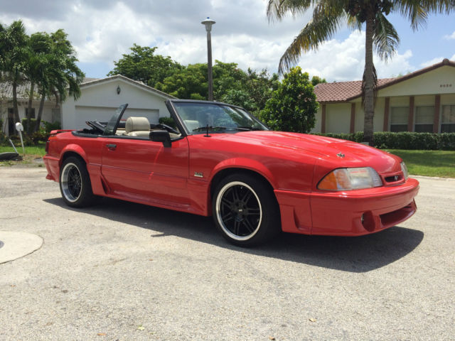 1989 Ford Mustang GT - photo 2