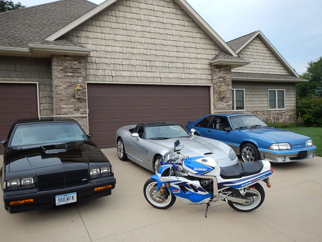 1989 Ford Mustang GT - photo 12