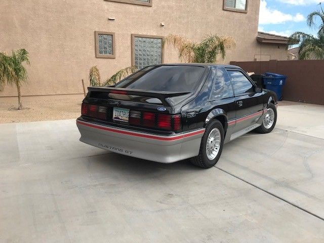1989 Ford Mustang GT - photo 3