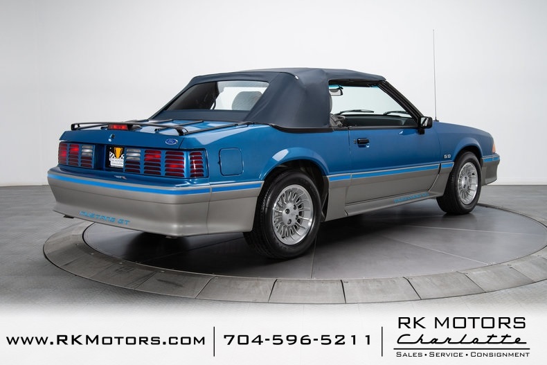 1989 Ford Mustang GT - photo 11