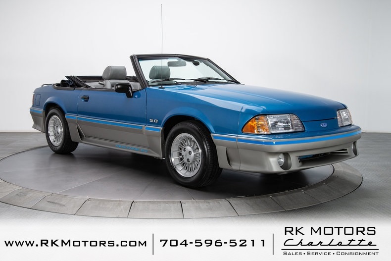 1989 Ford Mustang GT - photo 12