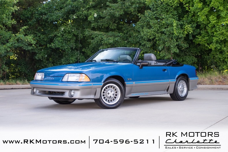 1989 Ford Mustang GT - photo 2