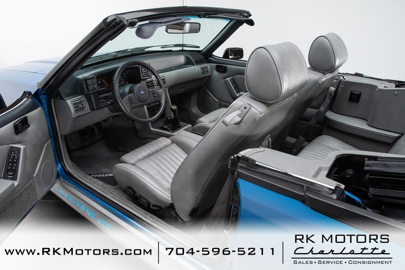 1989 Ford Mustang GT - photo 4