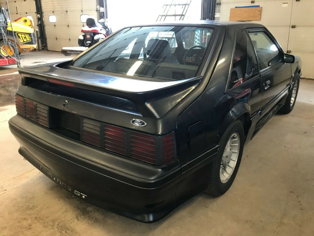 1989 Ford Mustang - photo 4