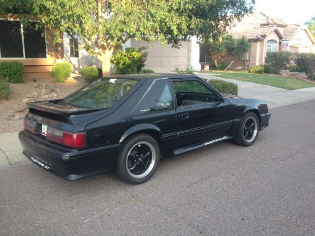 1989 Ford Mustang GT - photo 3