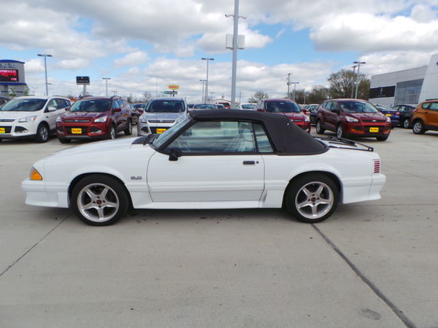 1989 Ford Mustang GT - photo 3