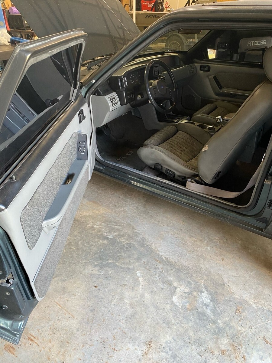 1989 Ford Mustang LX - photo 11