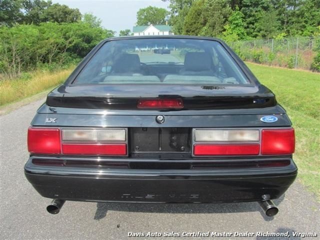 1989 Ford Mustang LX 5.0 - photo 11