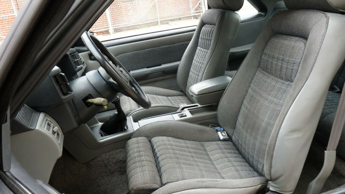 1989 Ford Mustang LX 5.0 - photo 13