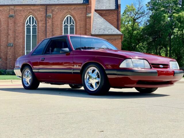 1989 Ford Mustang LX 5.0 Coupe Burgundy Coupe - 5 Speed Manual - financing avail 1989 Ford Mustang --