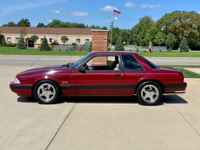 1989 Ford Mustang -- - photo 11