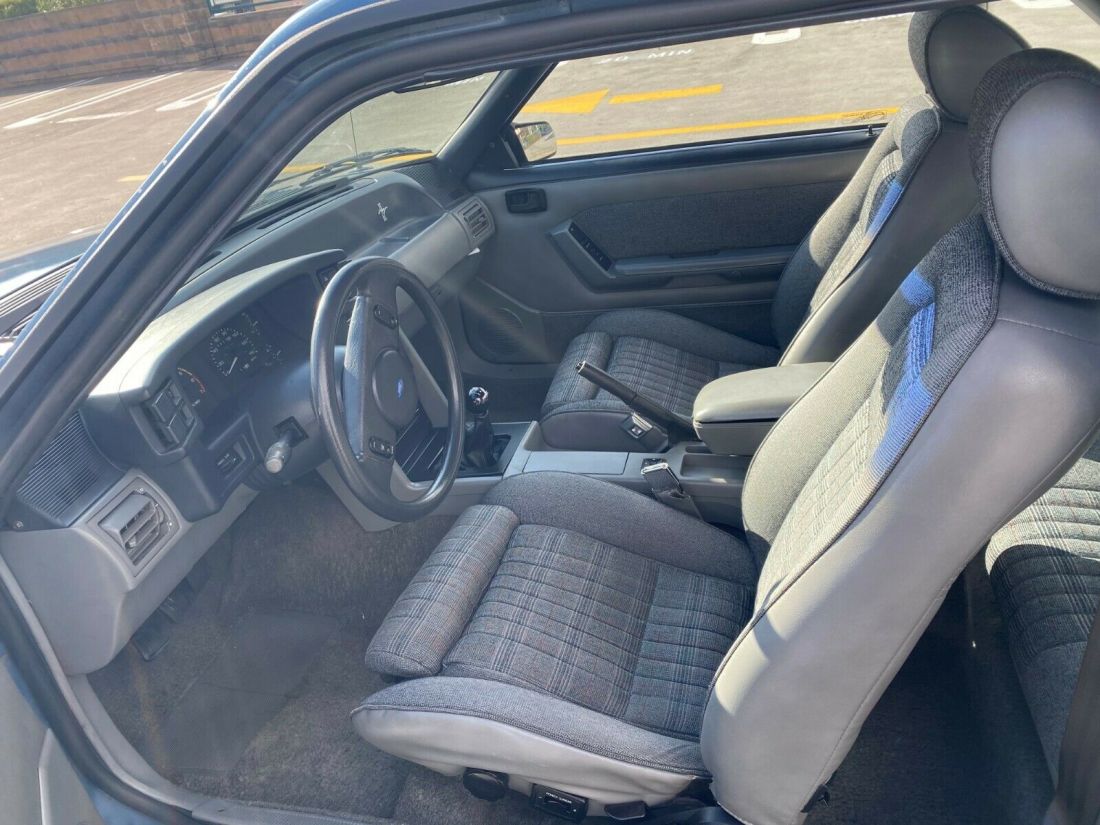1989 Ford Mustang LX - photo 13
