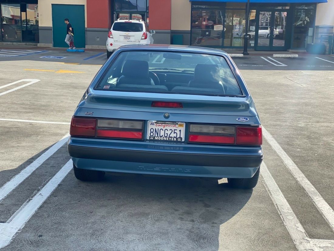 1989 Ford Mustang LX - photo 8