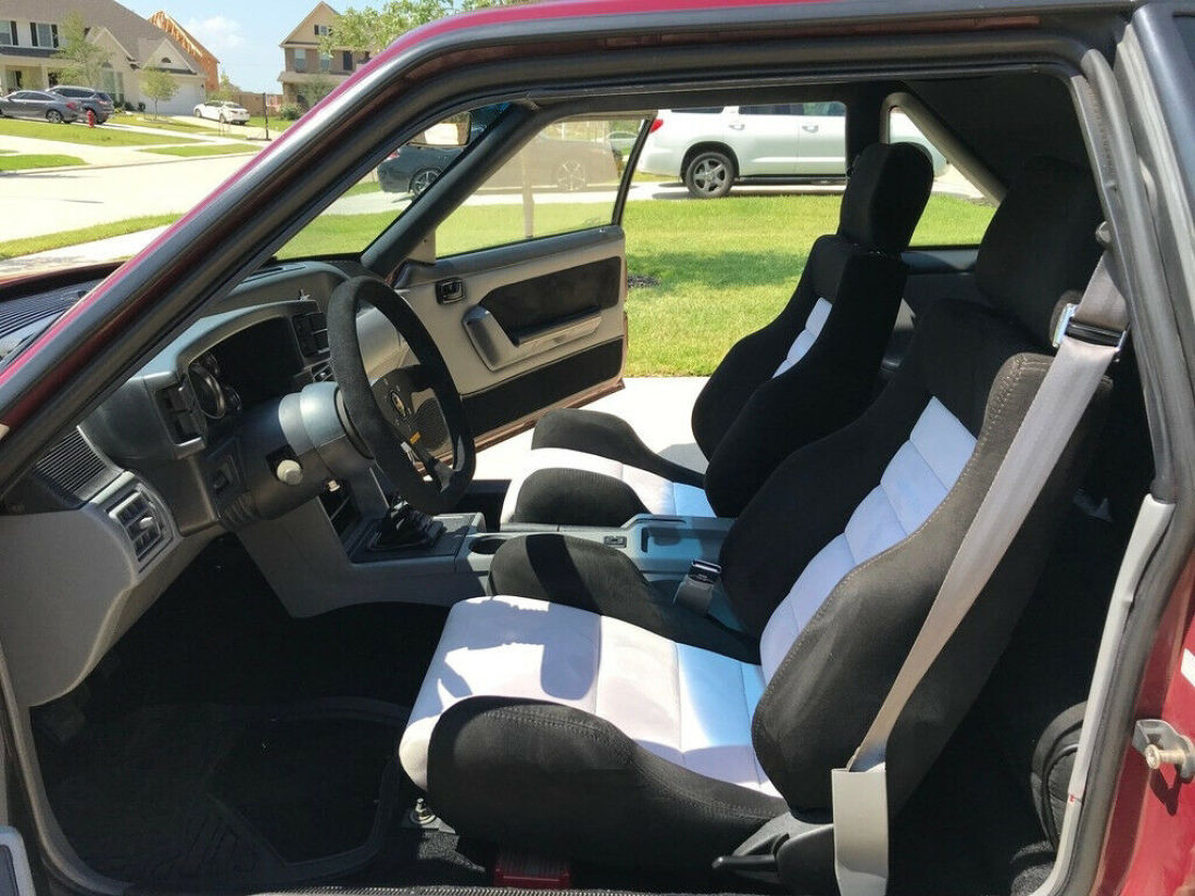 1989 Ford Mustang LX 5.0 Hatchback - photo 3
