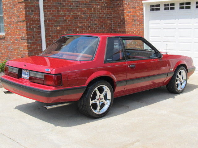 1989 Ford Mustang LX 5.0 Notch Back Coupe 1989 Ford Mustang LX