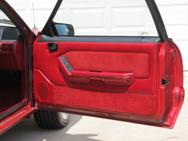1989 Ford Mustang LX - photo 4