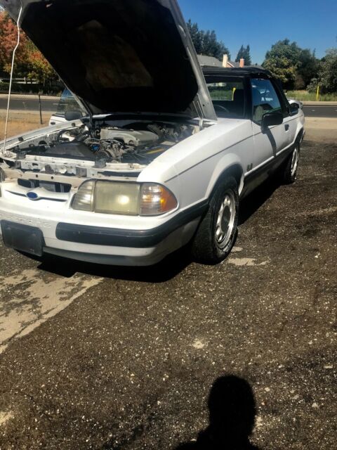 1989 Ford Mustang - photo 2