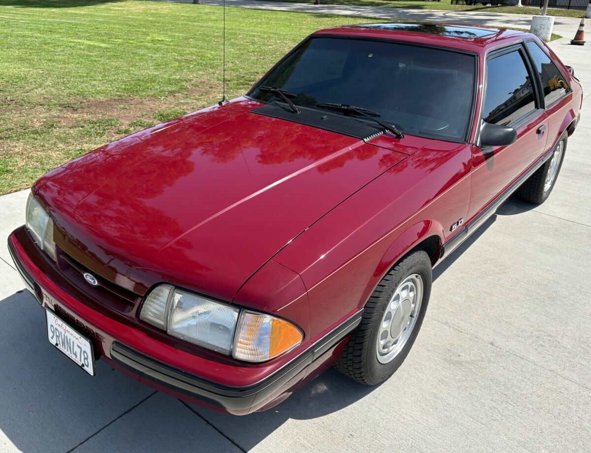 1989 Ford Mustang - photo 2