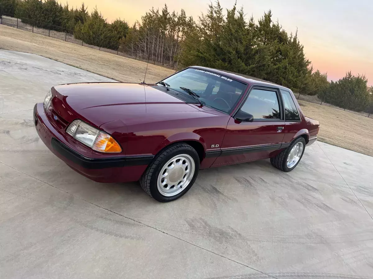 1989 FORD MUSTANG LX 5.0L 5 SPEED 37,600 ORIGINAL MILES 1989 Ford Mustang LX NOTCHBACK