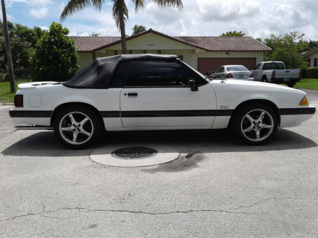 1989 Ford Mustang LX - photo 3