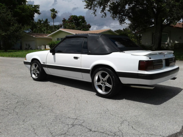 1989 Ford Mustang LX - photo 6