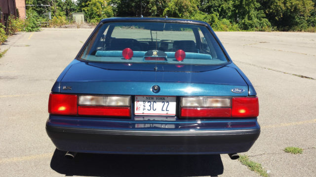 1989 Ford Mustang - photo 4