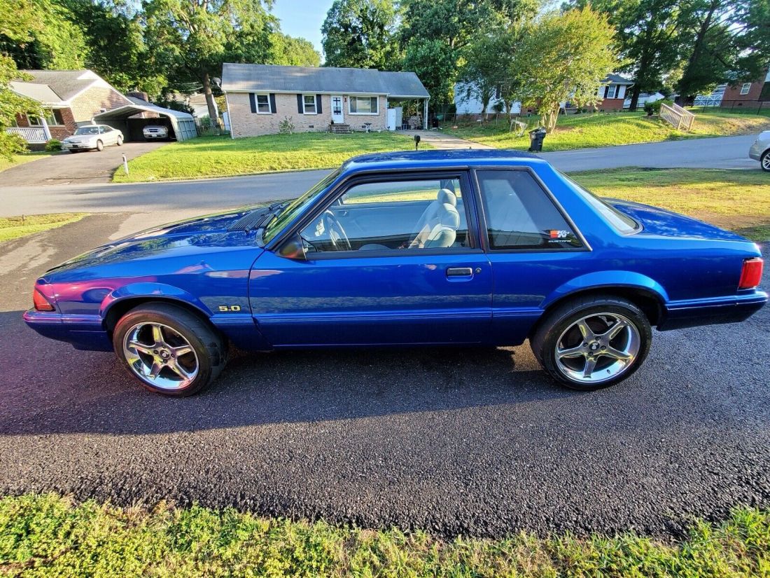 1989 Ford Mustang LX - photo 3