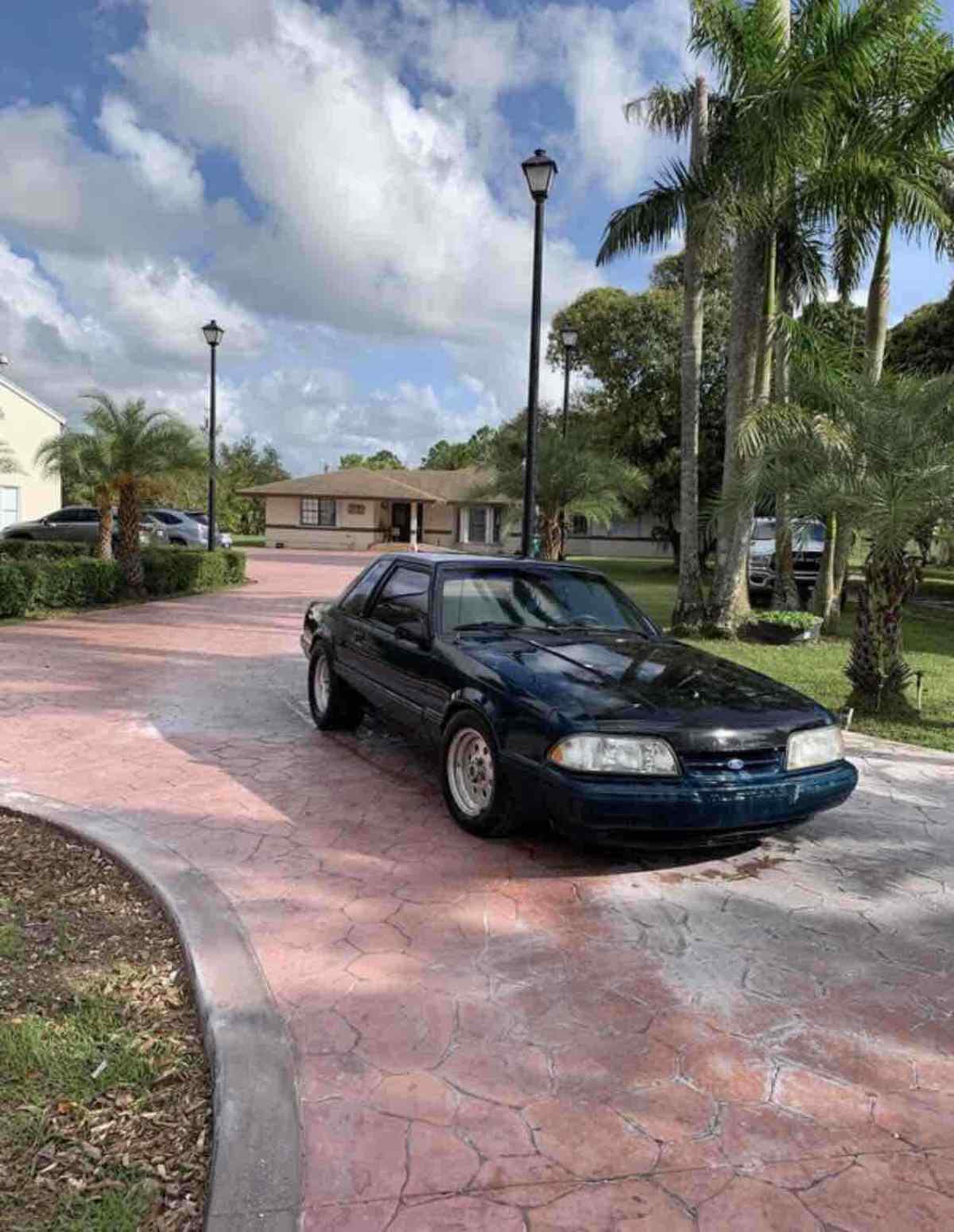 1989 Ford Mustang LX - photo 2
