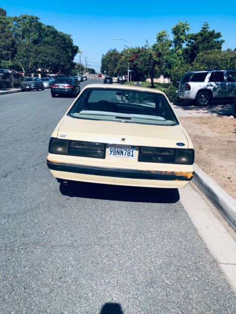 1989 Ford Mustang LX - photo 4