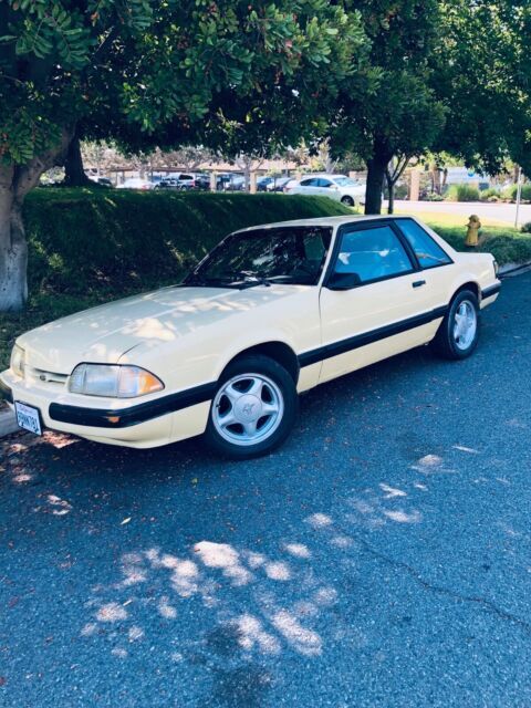 1989 Ford Mustang LX - photo 7