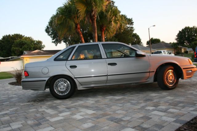 1989 Ford Taurus SHO - photo 5