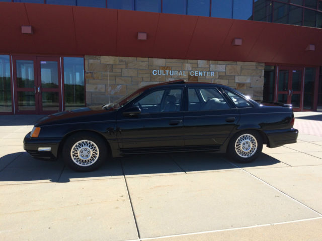 1989 Ford Taurus SHO - photo 2