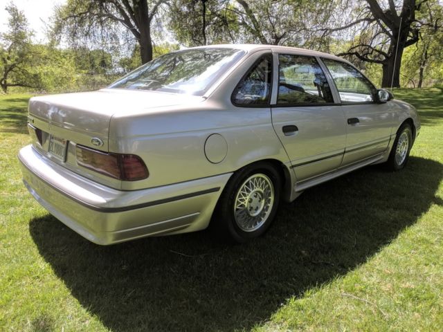 1989 Ford Taurus SHO - photo 8