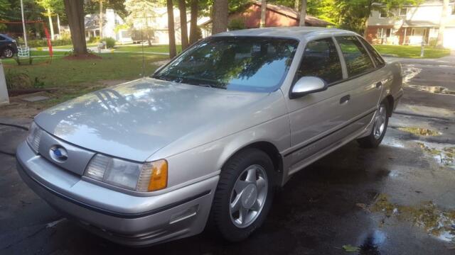 1989 Ford Taurus SHO - Colorado Car / No Rust 1989 Ford Taurus