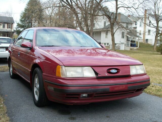1989 Ford Taurus SHO - Currant Red - Early Build Dec 1988 1989 Ford Taurus SHO