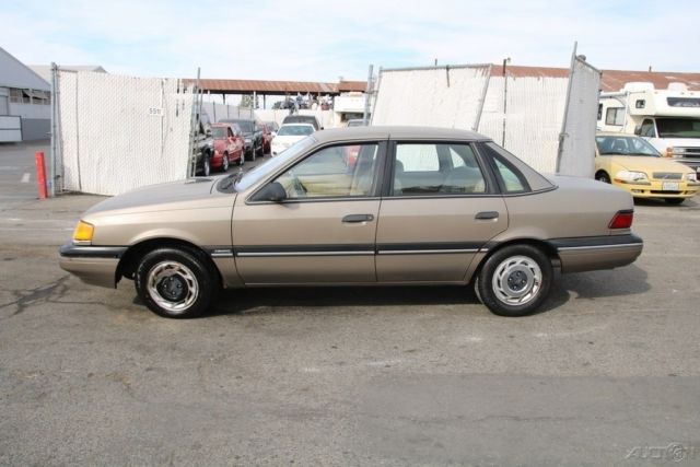 1989 Ford Tempo GL - photo 7
