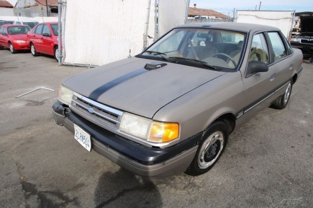 1989 Ford Tempo GL - photo 8