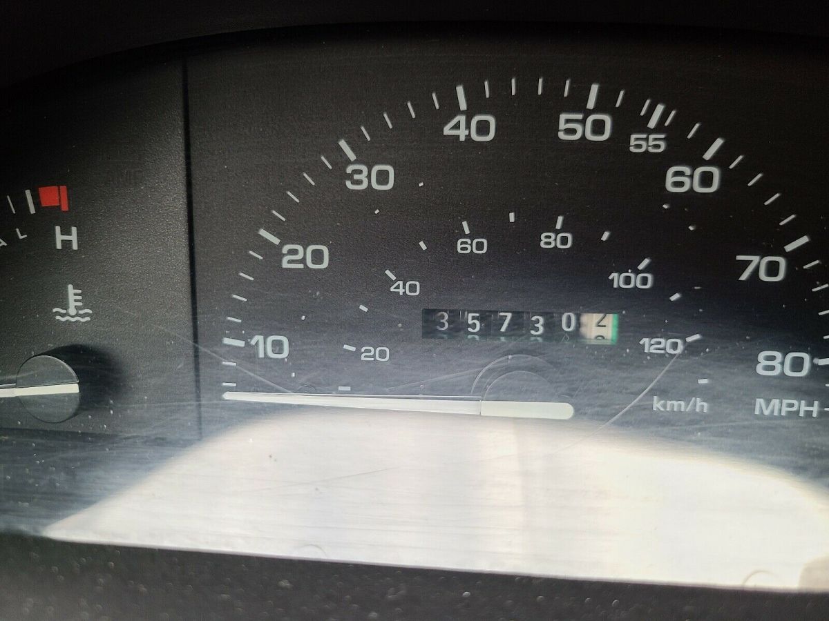 1989 Ford Tempo GL - photo 10